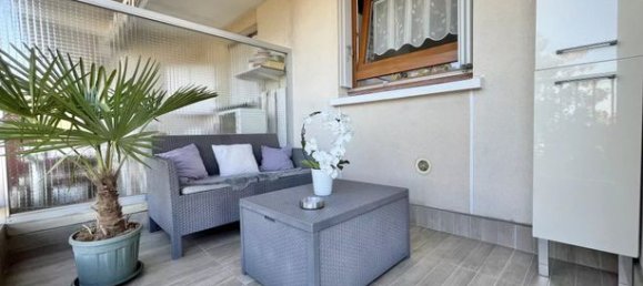 Apartamento de 3 dormitorios en Livry-Gargan, France No. 357077 2