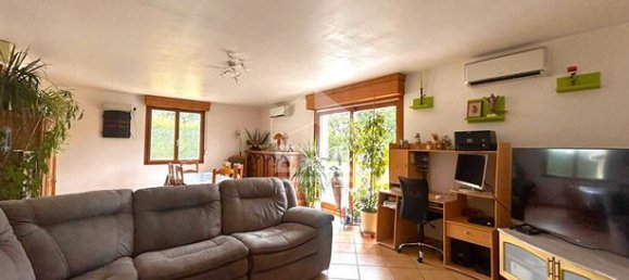 Casa de 3 dormitorios en Saint-Folquin, France No. 309804 5