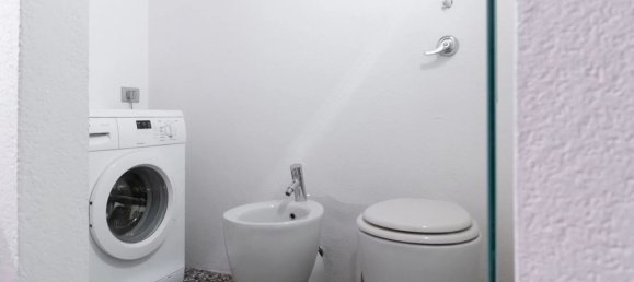 3 bedrooms Apartment in Milan, Italy No. 373167 12