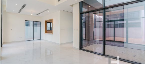 Вилла с 4 спальнями в Al Furjan, ОАЭ № 94463 4