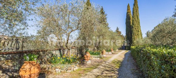 5 bedrooms Villa in Impruneta, Italy No. 237961 18