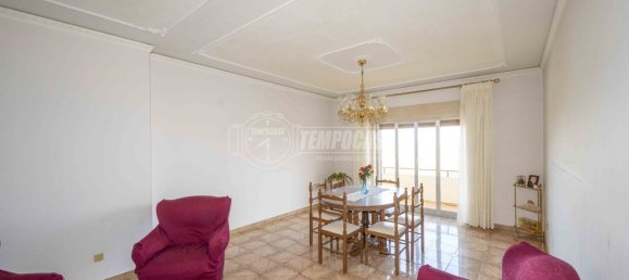 3 bedrooms Apartment in Messina, Italy No. 162577 3