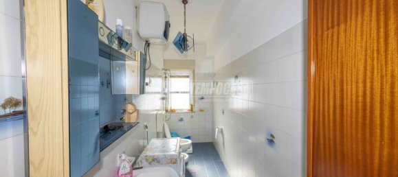 3 bedrooms Apartment in Messina, Italy No. 162577 5