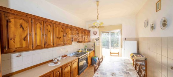 3 bedrooms Apartment in Messina, Italy No. 162577 2