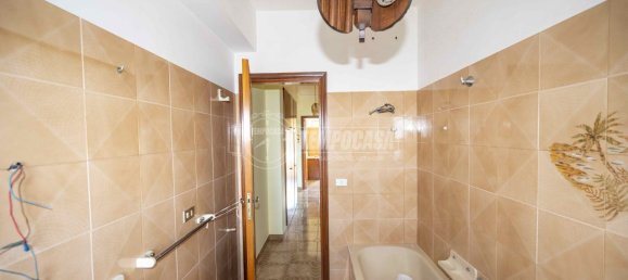 3 bedrooms Apartment in Messina, Italy No. 162577 15