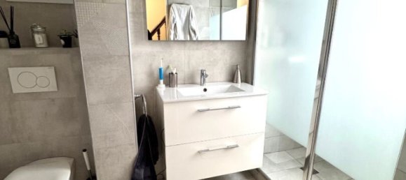 4 bedrooms Villa in Les Pavillons-sous-Bois, France No. 151781 8