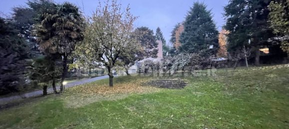 2 bedrooms Villa in Como, Italy No. 65186 7