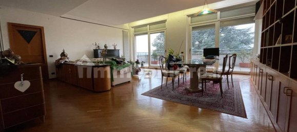 2 bedrooms Villa in Como, Italy No. 65186 8