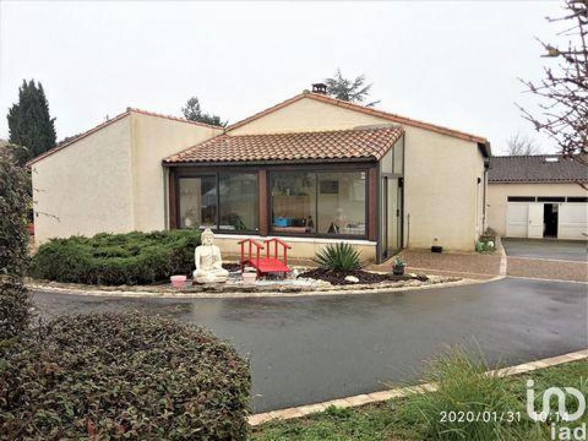 4 bedrooms House in Saintes, France No. 29041