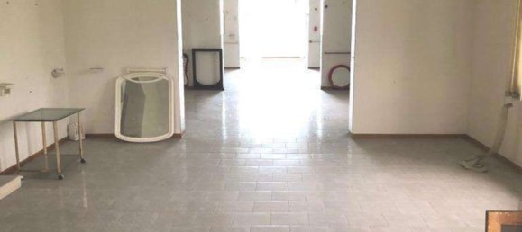 395m² Warehouse in Magione, Italy No. 304296 9