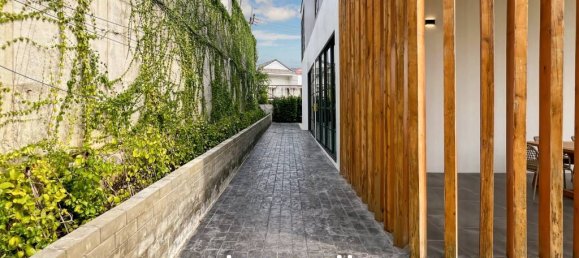 5 bedrooms Villa in Hua Hin, Thailand No. 13507 9