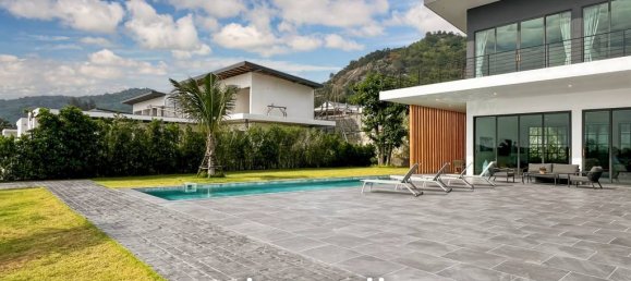 5 bedrooms Villa in Hua Hin, Thailand No. 13507 3