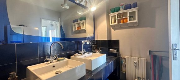 3 bedrooms Apartment in Bezons, France No. 181142 4