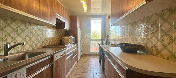 3 bedrooms Apartment in Bezons, France No. 181142 3