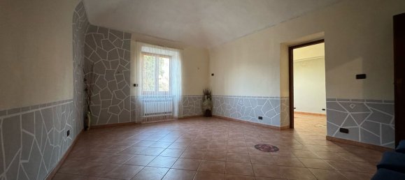 6 rooms Apartment in Novi Ligure, Italy No. 59132 2