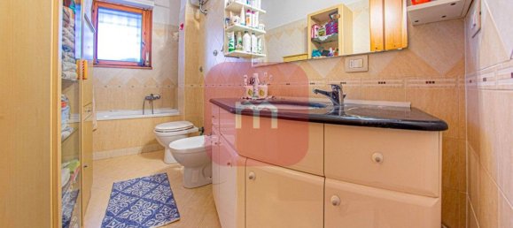 Apartamento de 3 habitaciónes en Pomezia, Italy No. 205173 20