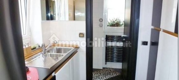 Квартира с 4 спальнями в Рим, Италия № 108772 12