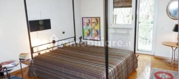 Квартира с 4 спальнями в Рим, Италия № 108772 11