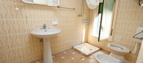 2 rooms House in Palagonia, Italy No. 230311 7