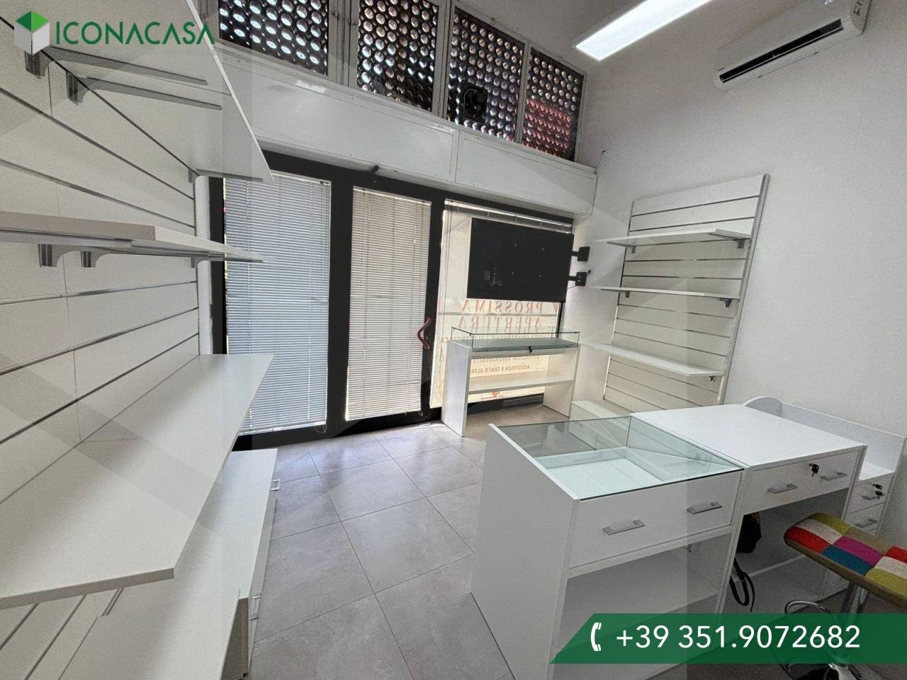 Propiedad comercial de 1 habitación en Matera, Italy No. 17068