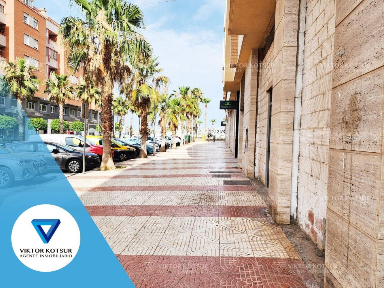  عقار تجاري في Roquetas de Mar, Spain 205متر مربع رقم 151258