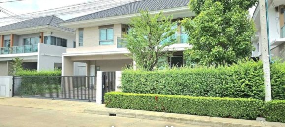 4 bedrooms Cafe / restaurant in Bangkok, Thailand No. 23467 2