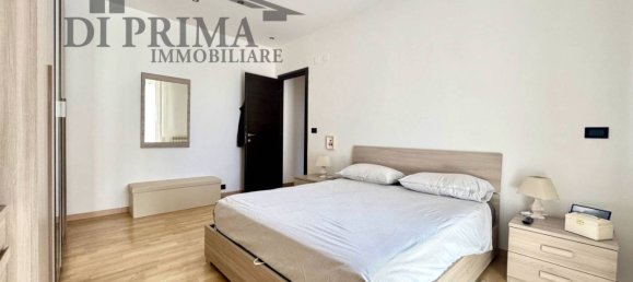 Квартира с 2 спальнями в Генуя, Италия № 291725 9