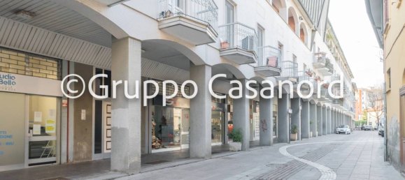 Propiedad comercial de 1 habitación en Cernusco sul Naviglio, Italy No. 360236 5