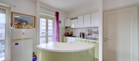 3غرفة شقة في Turin, Italy رقم 209279 7