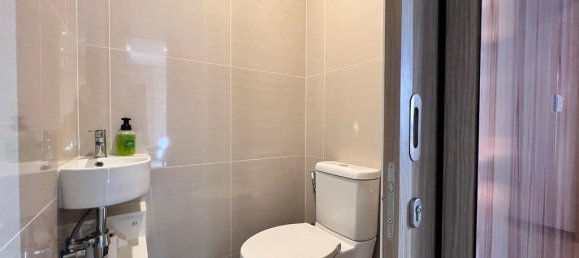 2 bedrooms Condo in Bangkok, Thailand No. 6242 16