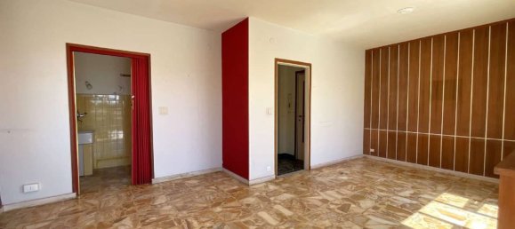 3-salle Penthouse à Spotorno, Italy No. 270663 6