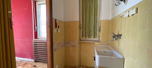 3-salle Penthouse à Spotorno, Italy No. 270663 9