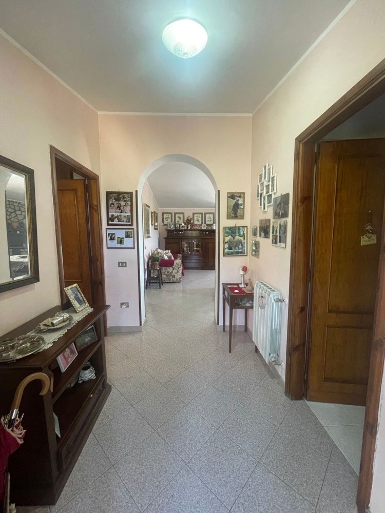 3 rooms House in Subiaco, Italy No. 277561