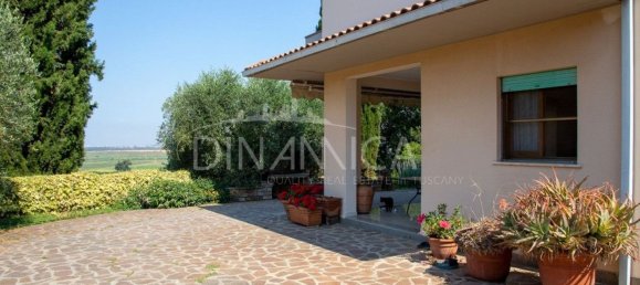 6 rooms Villa in Scarlino, Italy No. 274314 4