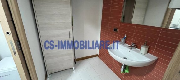 3 rooms Office in Potenza, Italy No. 342988 18