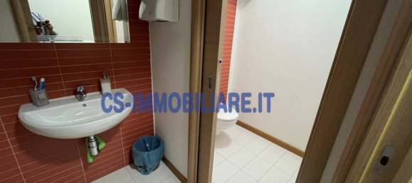 3 rooms Office in Potenza, Italy No. 342988 17