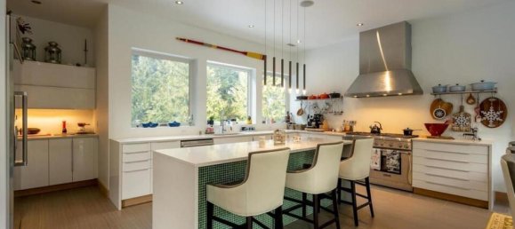 Casa T4 em British Columbia, Canada N.º 202 8