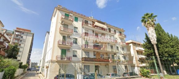 2 bedrooms Apartment in Foggia, Italy No. 354168 6