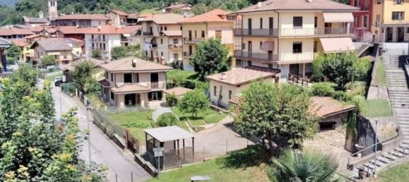 Studio in Rossana, Italy No. 60395 5