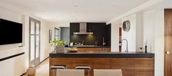 6 bedrooms Villa in Mougins, France No. 1958 15