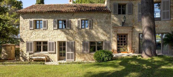 6 bedrooms Villa in Mougins, France No. 1958 12