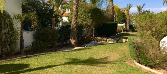 5 dormitorios villa en venta en Oroklini, Larnaka, Cyprus № 26279 26