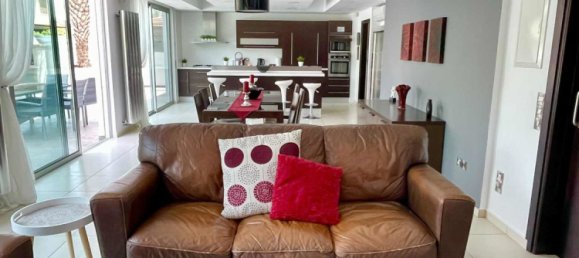 5 dormitorios villa en venta en Oroklini, Larnaka, Cyprus № 26279 7