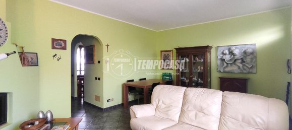 Casa de 4 habitaciónes en Mediglia, Italy No. 9448 5