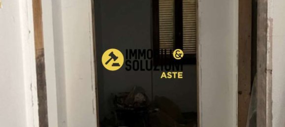 Apartamento de 4 habitaciónes en Gandino, Italy No. 8597 9