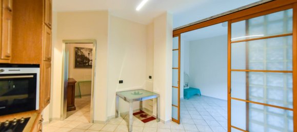 2 Schlafzimmer Wohnung in Turin, Italy, Nr. 154664 13