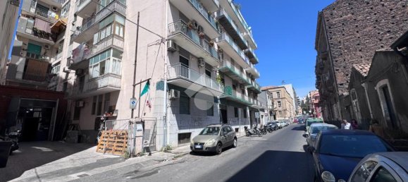 3 bedrooms Apartment in Catania, Italy No. 282184 22