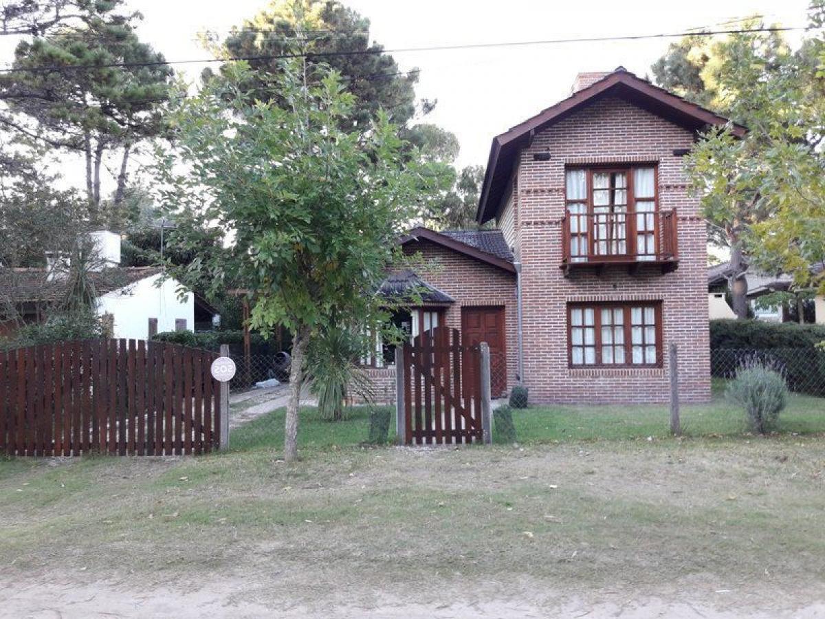 3 غرف نوم منزل في Mar del Plata, Argentina رقم 71072