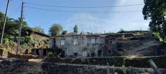 3 bedrooms House in Sobreira, Portugal No. 21114 10