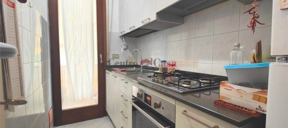 1 bedroom Apartment in Lucca, Italy No. 319905 7